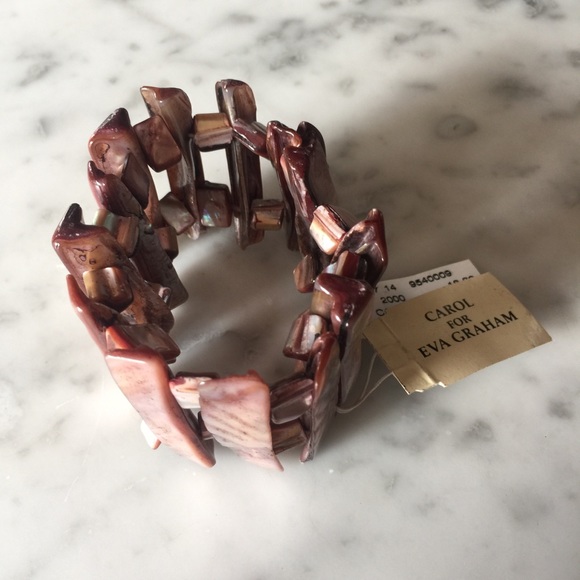 NWT Stretch SeaShell Bracelet - Picture 2 of 8